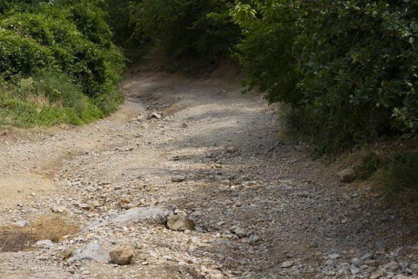Gravel Road Pothole Repair in Chagrin Falls